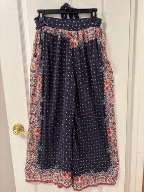 Angie Wide Leg Flowy Boho Navy Blue Floral Print Pants Attached Sash/Tie size M
